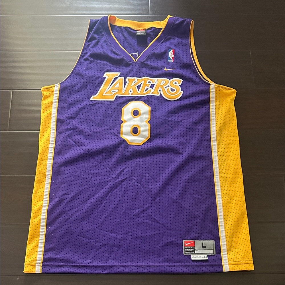 Vintage Nike Lakers Kobe Bryant # 8 Purple and Yellow Basketball Jersey size L